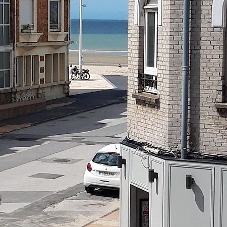 Petit Studio Vue Mer 50M De La Plage Malo Екстериор снимка