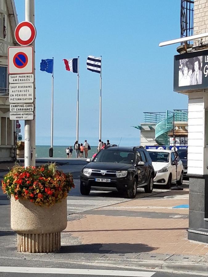 Petit Studio Vue Mer 50M De La Plage Malo Екстериор снимка